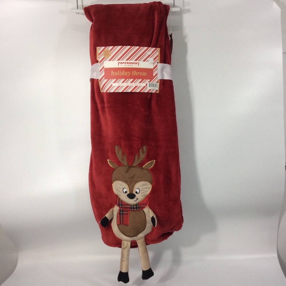 Peppermint Place Holiday Throw 50x60 Red Reindeer